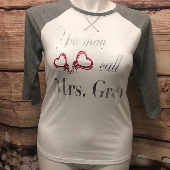 Call me Mrs Grey t shirt - Picture 1 of 5